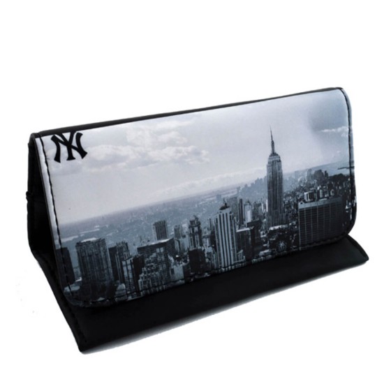 508-13 New York Καπνοθήκη
