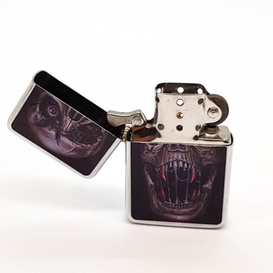68910-Zorr Oil lighter Skull 12 pcs
